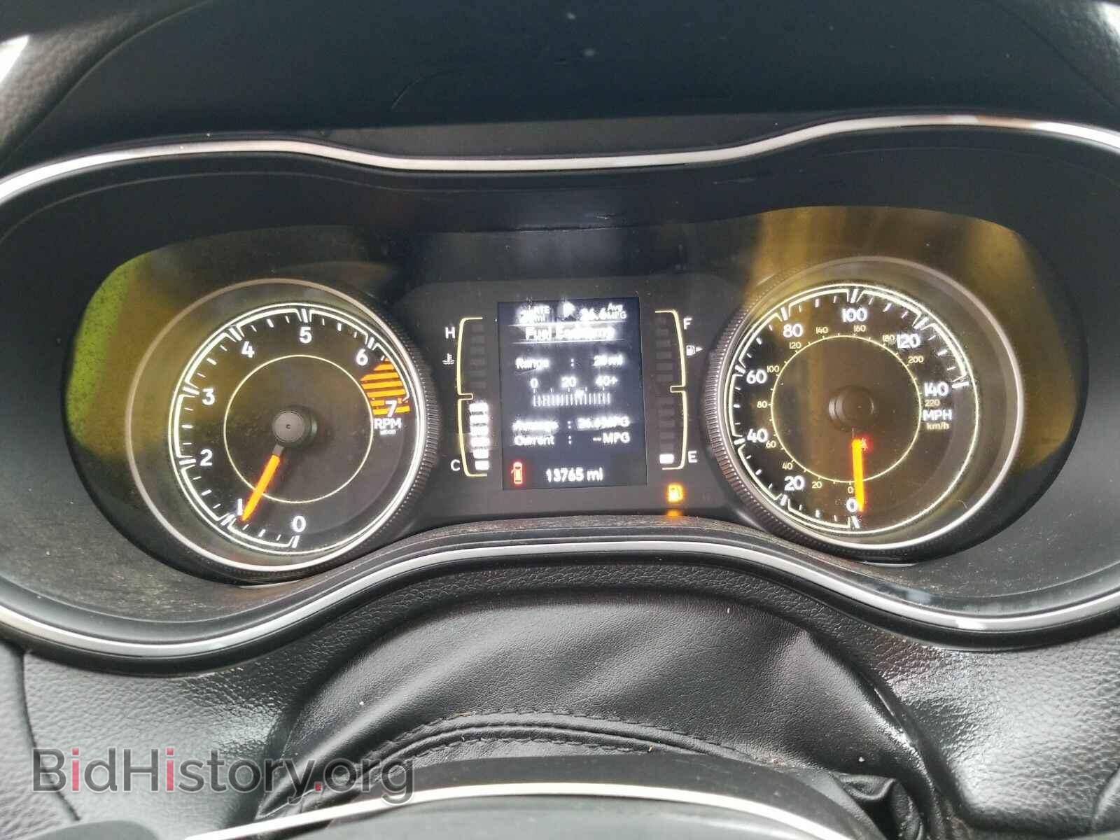 2019 Jeep Cherokee - VIN: 1C4PJLCB7KD357732 - Фото 5