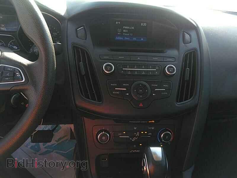 2016 Ford Focus - VIN: 1FADP3F2XGL207470 - Фото 4