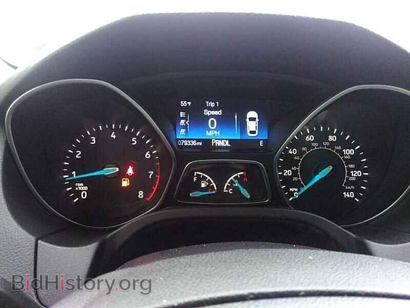 2017 Ford Focus - VIN: 1FADP3F24HL241793 - Фото 5