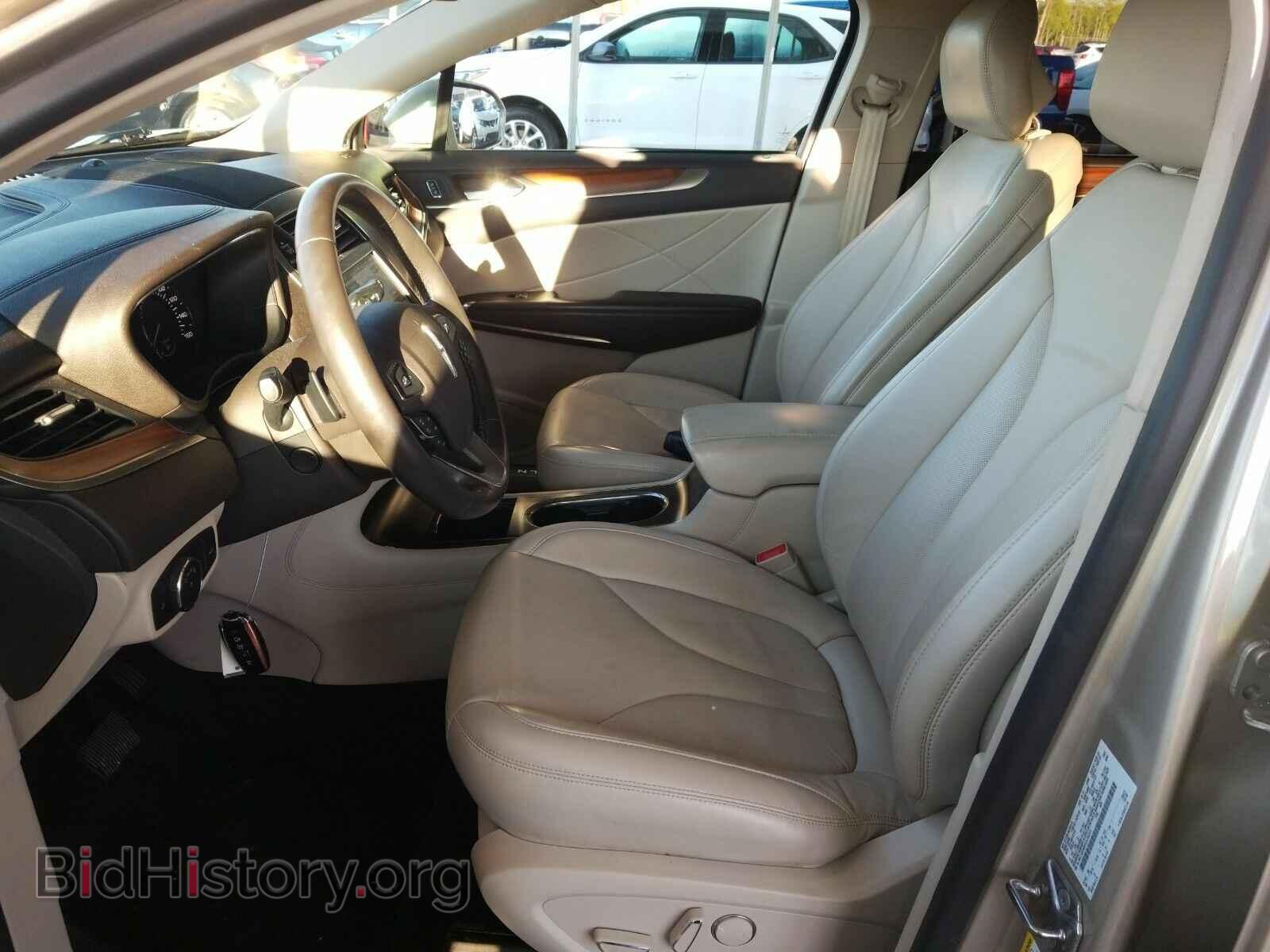 2017 Lincoln MKC - VIN: 5LMCJ2D90HUL35271 - Фото 3