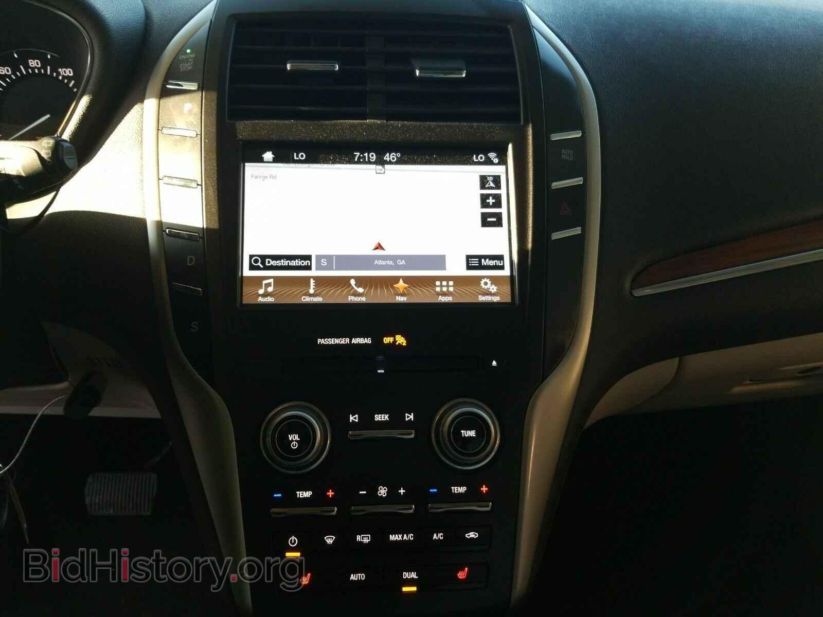 2017 Lincoln MKC - VIN: 5LMCJ2D90HUL35271 - Фото 4