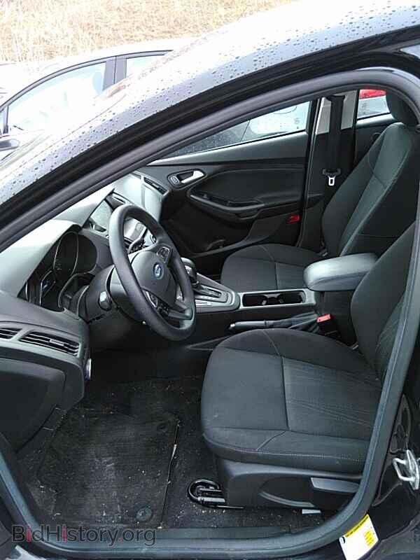 2017 Ford Focus - VIN: 1FADP3H2XHL213459 - Фото 3