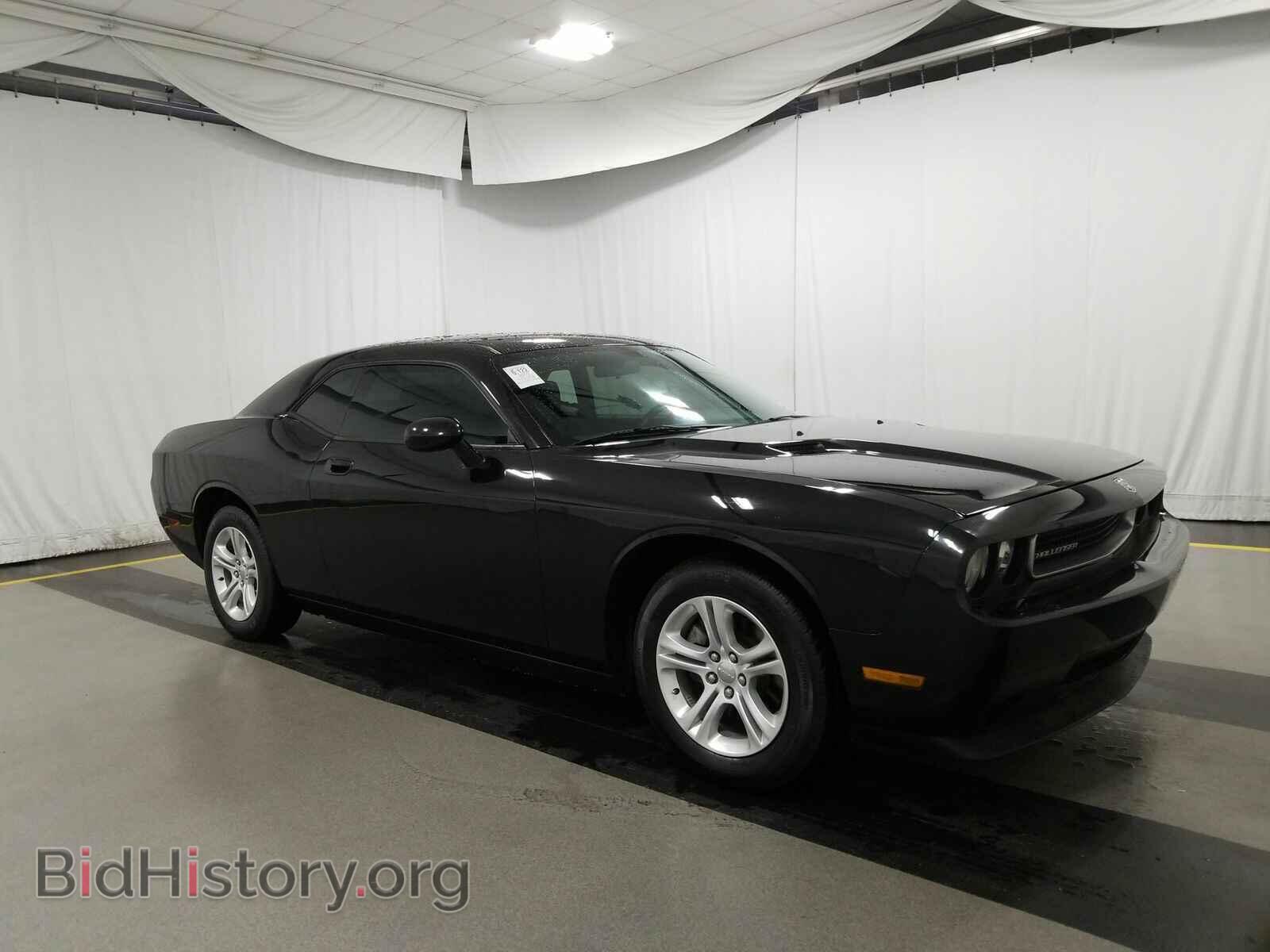 2010 Dodge Challenger - VIN: 2B3CJ4DV5AH182171 - Фото 3