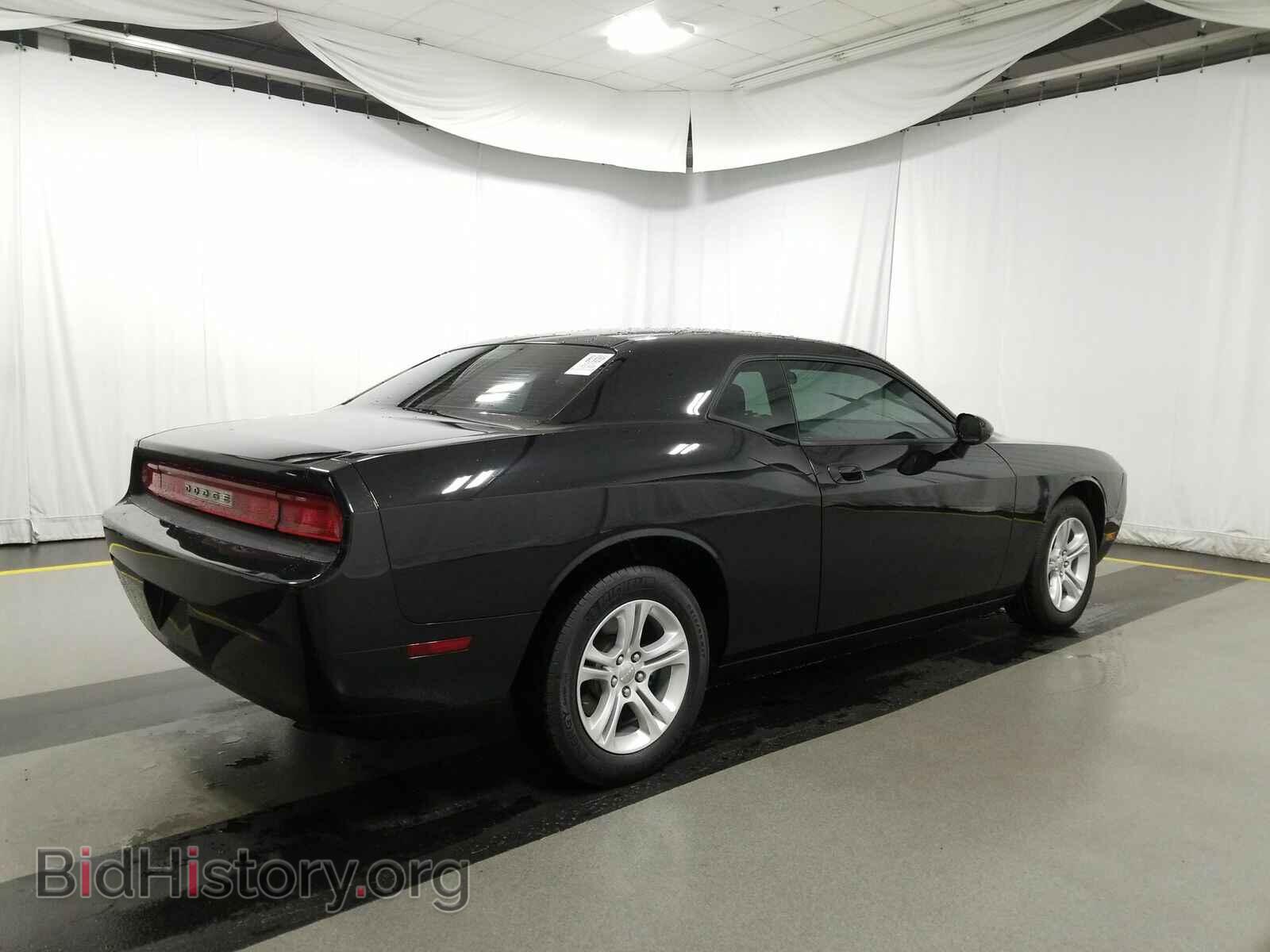 2010 Dodge Challenger - VIN: 2B3CJ4DV5AH182171 - Фото 4