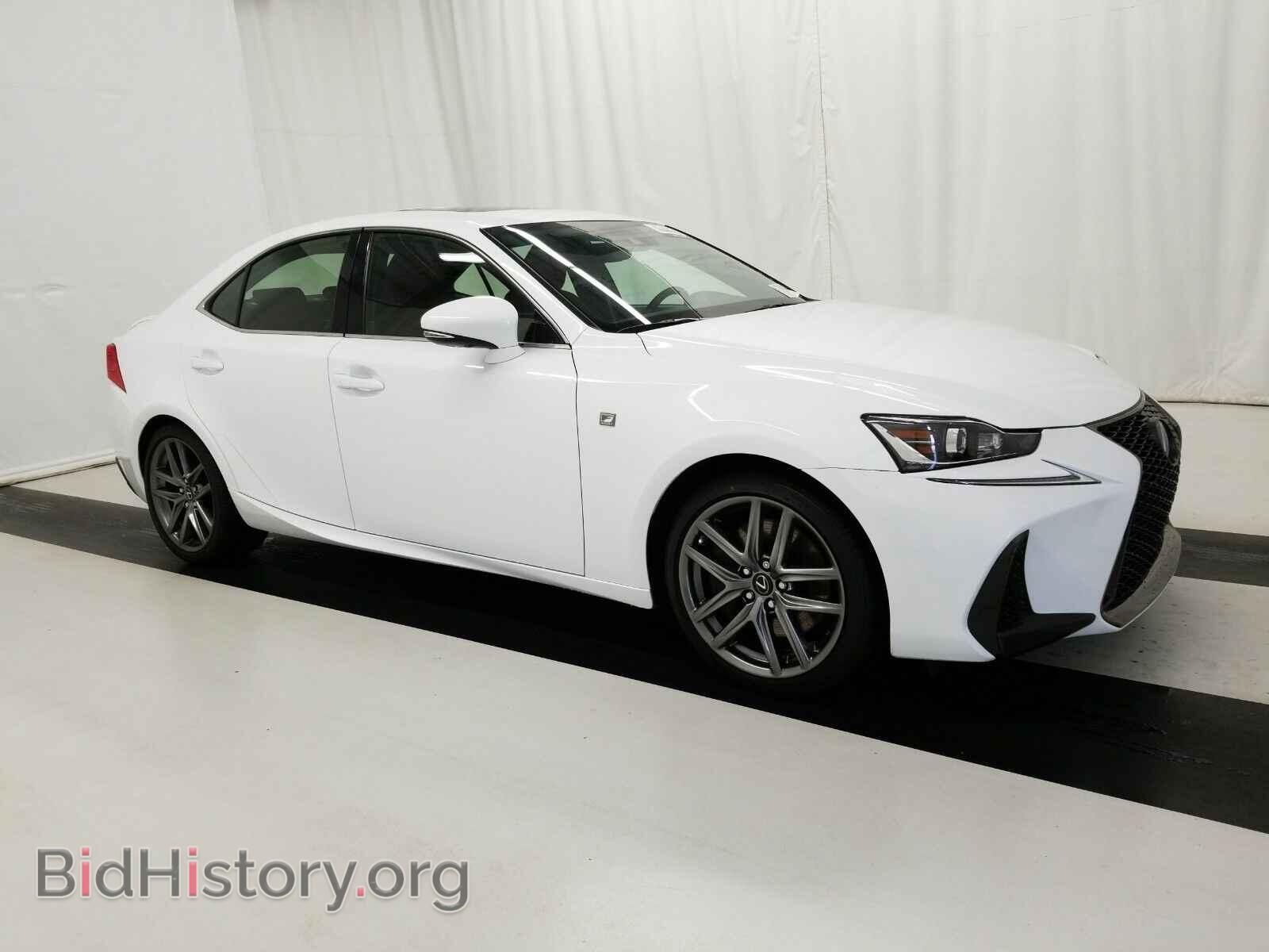 2017 Lexus IS - VIN: JTHCM1D20H5019373 - Фото 3