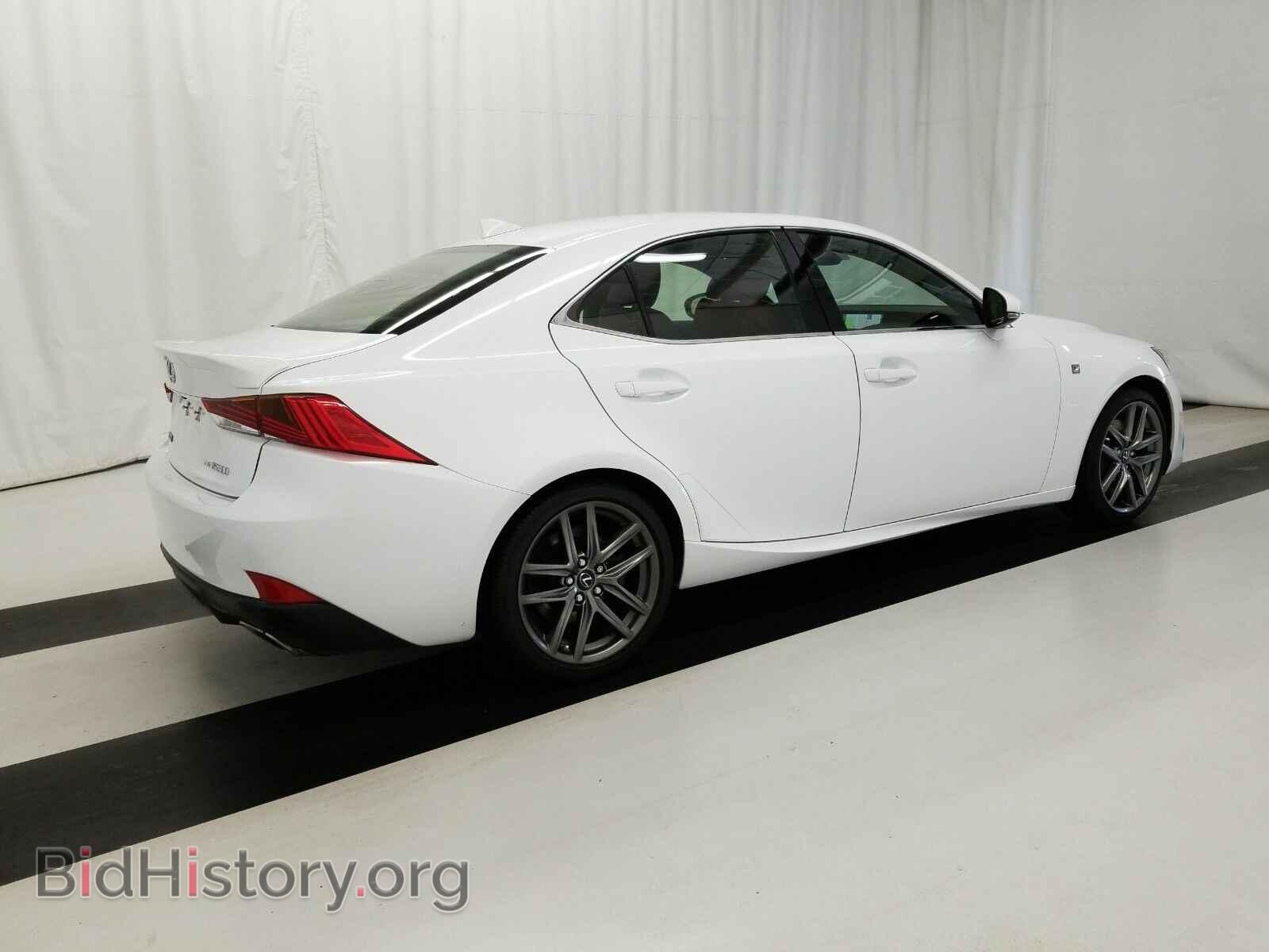 2017 Lexus IS - VIN: JTHCM1D20H5019373 - Фото 4