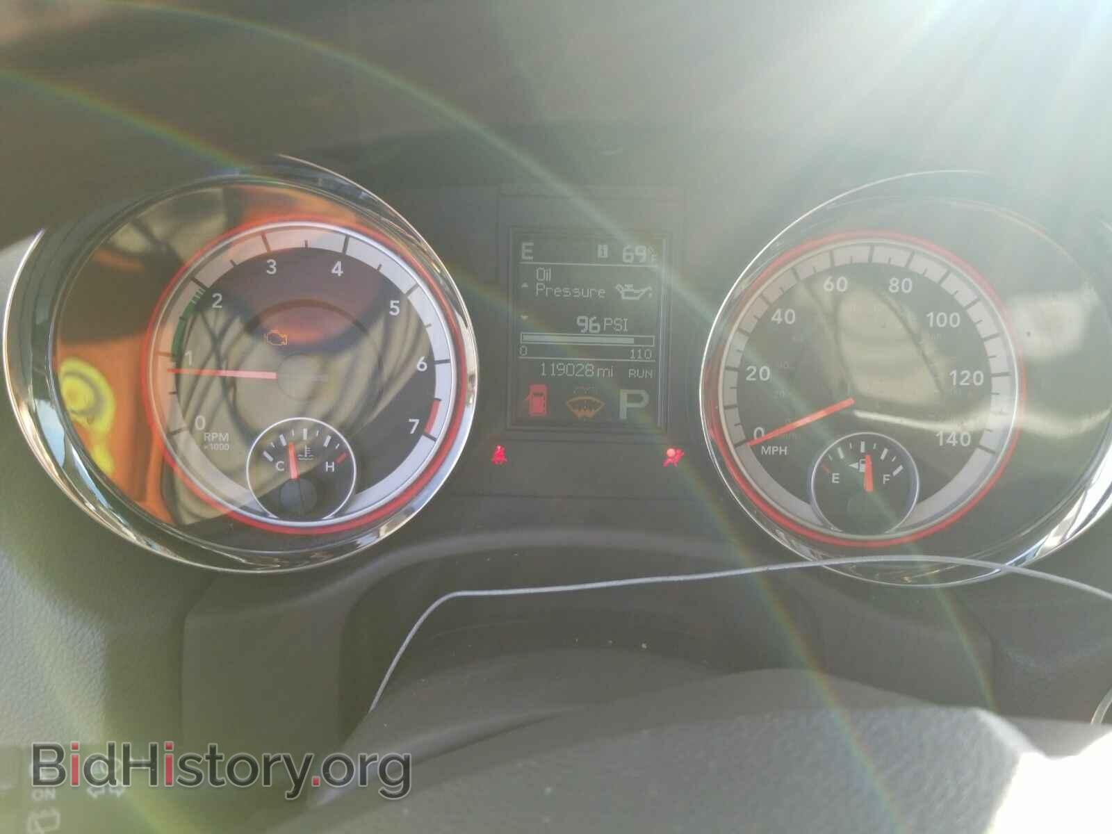 2012 Dodge Durango - VIN: 1C4RDHAG0CC230291 - Photo 5