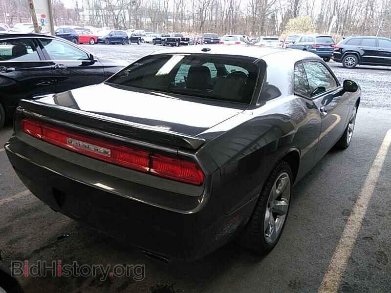 2014 Dodge Challenger - VIN: 2C3CDYAG5EH105233 - Фото 2