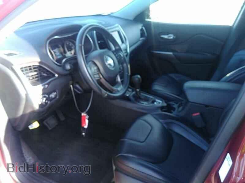 2019 Jeep Cherokee - VIN: 1C4PJLLB6KD154315 - Photo 3