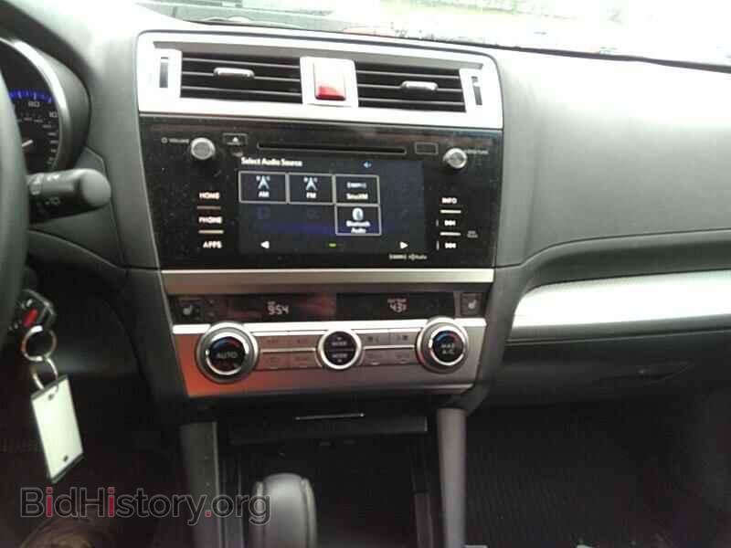 2017 Subaru Outback - VIN: 4S4BSAFC0H3311671 - Фото 4