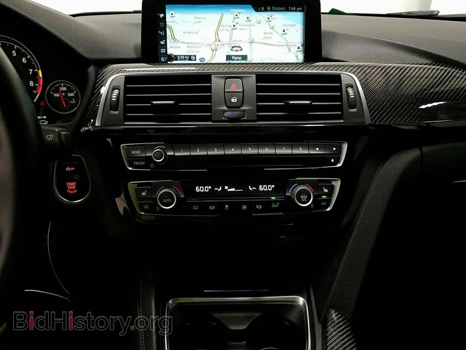 2017 BMW M3 - VIN: WBS8M9C34H5G84952 - Фото 11