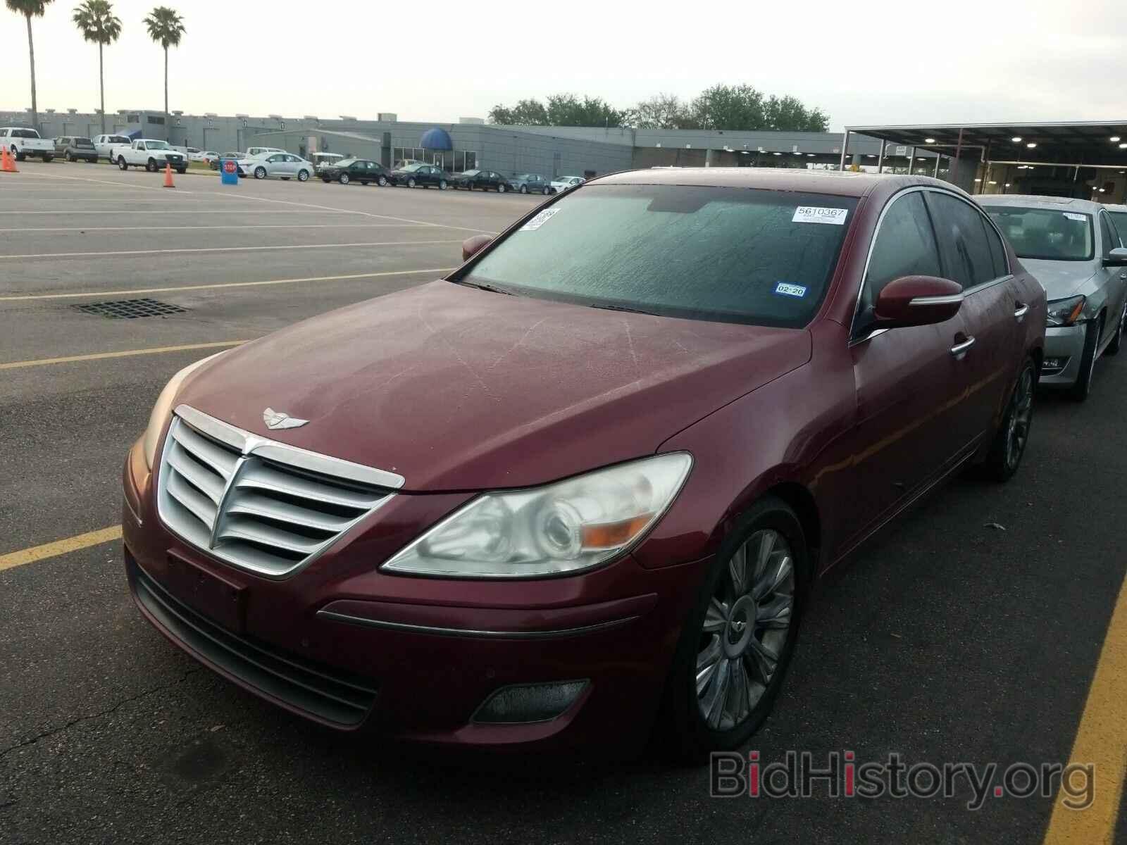 Photo KMHGC46E79U046880 - Hyundai Genesis 2009