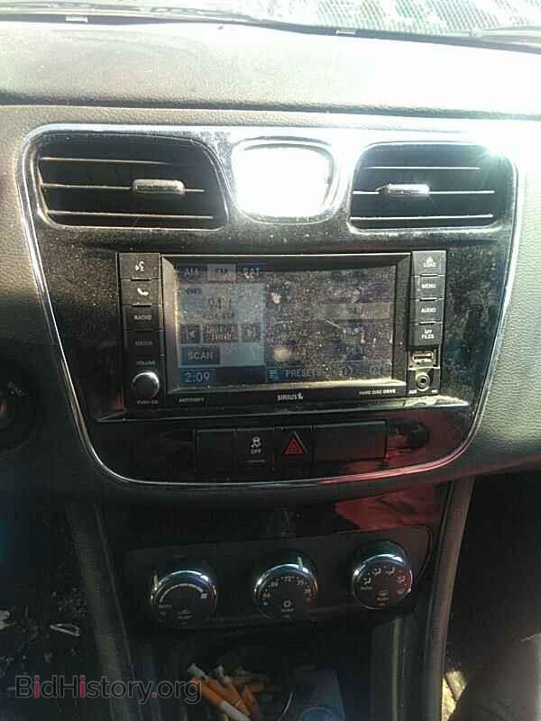 2012 Chrysler 200 - VIN: 1C3CCBBG0CN263661 - Фото 4