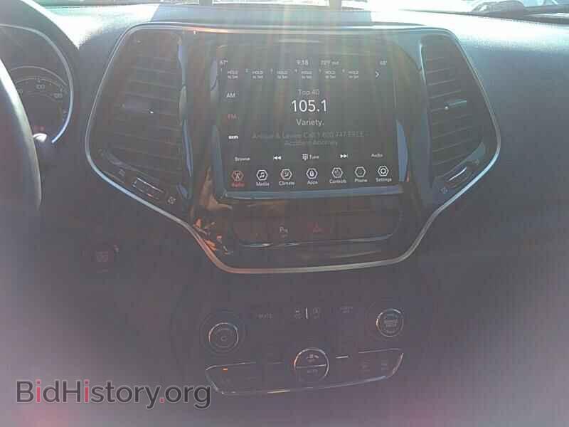 2019 Jeep Cherokee - VIN: 1C4PJLDB7KD233099 - Фото 4