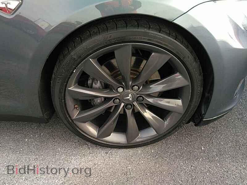 2013 Tesla Model S - VIN: 5YJSA1DP5DFP19657 - Photo 11