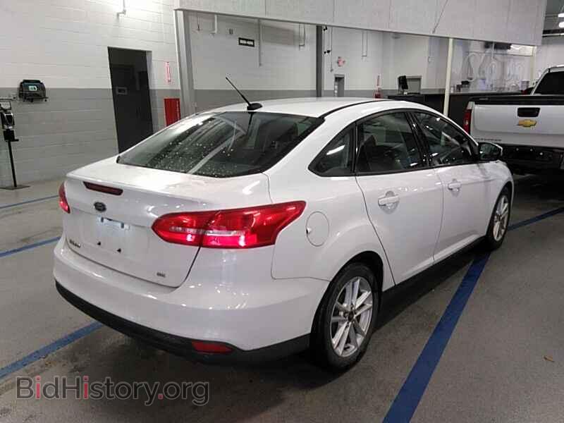 2015 Ford Focus - VIN: 1FADP3F23FL334964 - Photo 2