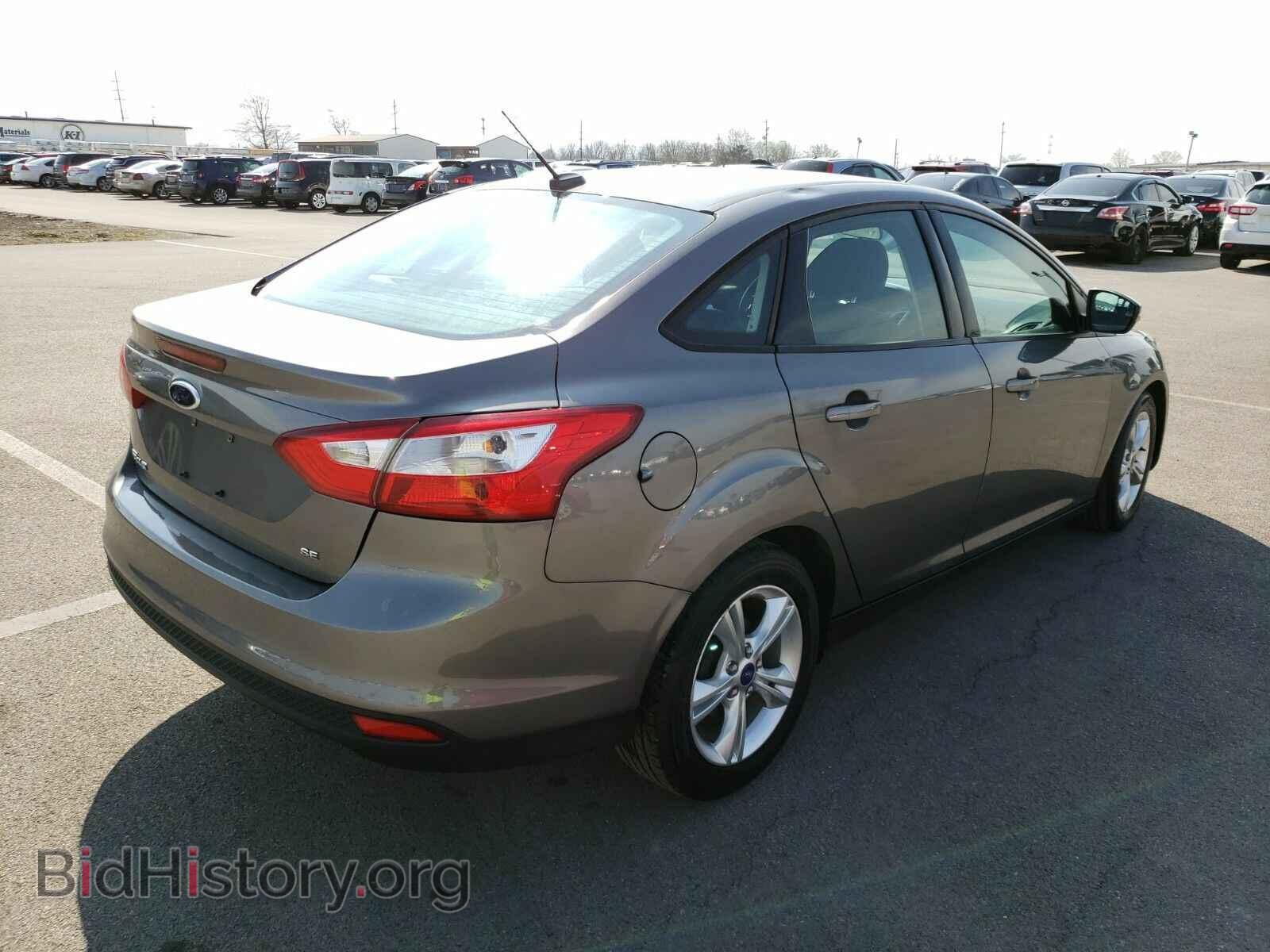 2013 Ford Focus - VIN: 1FADP3F23DL355133 - Фото 2