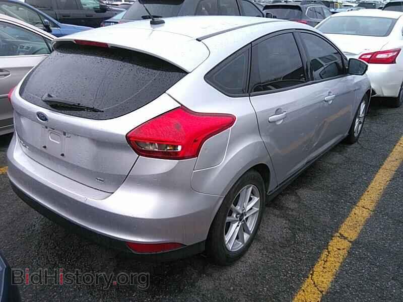 2016 Ford Focus - VIN: 1FADP3K22GL228352 - Фото 2