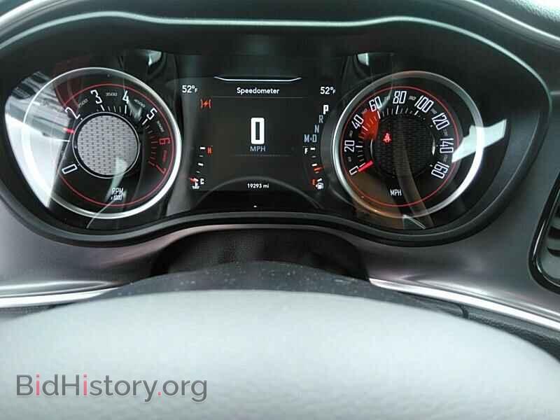 2019 Dodge Challenger - VIN: 2C3CDZBT2KH654787 - Фото 5