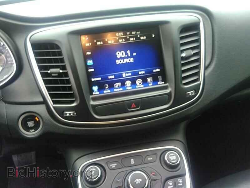 2016 Chrysler 200 - VIN: 1C3CCCAB9GN184331 - Фото 4