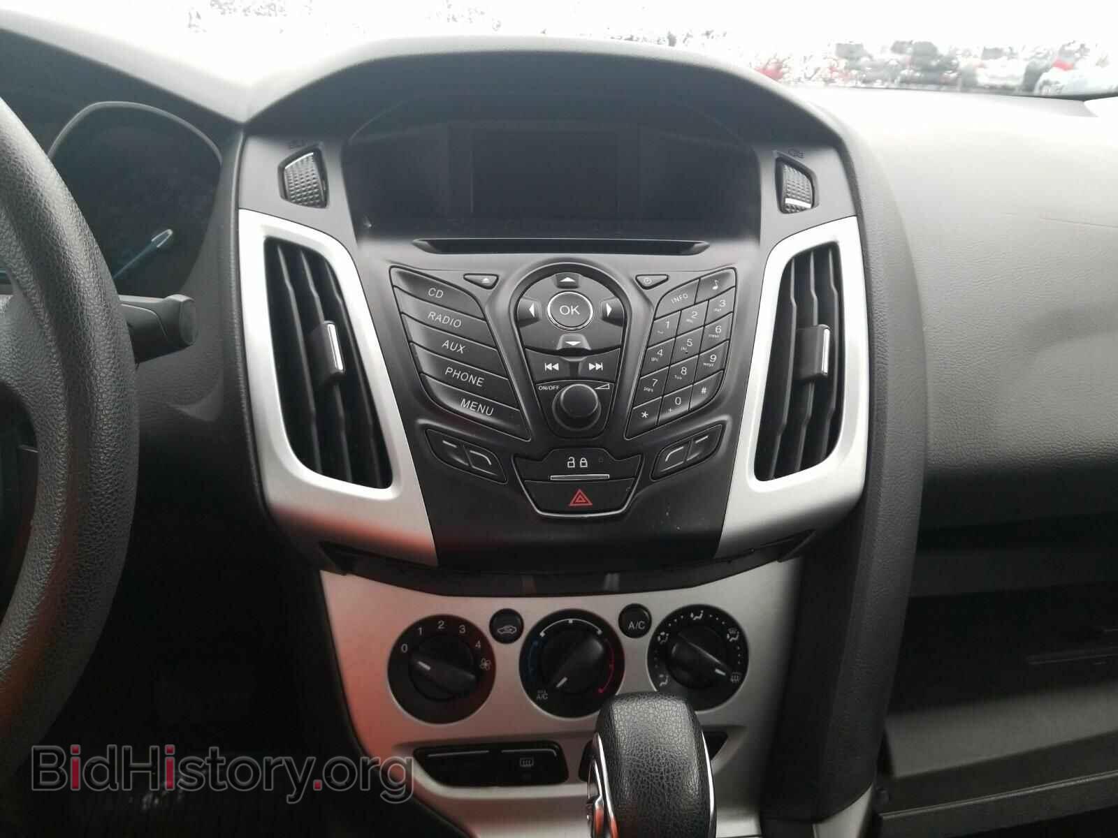 2013 Ford Focus - VIN: 1FADP3F26DL156979 - Photo 4