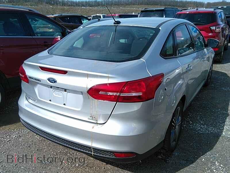 2017 Ford Focus - VIN: 1FADP3FE1HL292517 - Фото 2