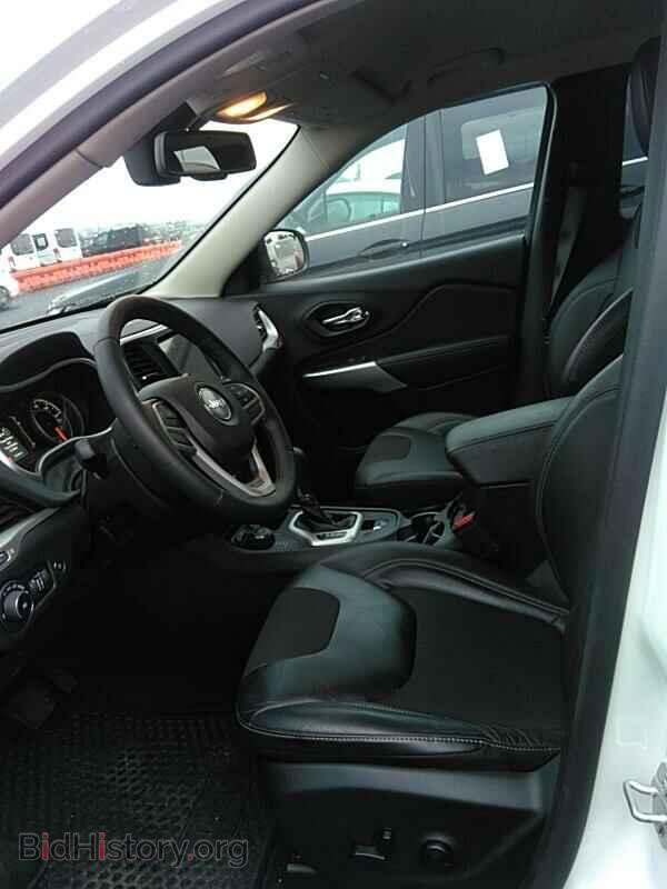 2018 Jeep Cherokee - VIN: 1C4PJMLX0JD516610 - Фото 3
