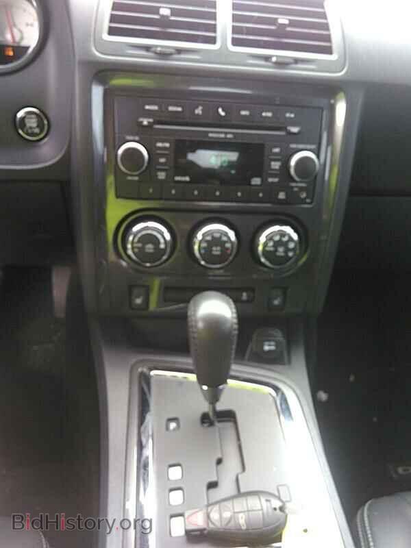 2011 Dodge Challenger - VIN: 2B3CJ4DG5BH571329 - Photo 4