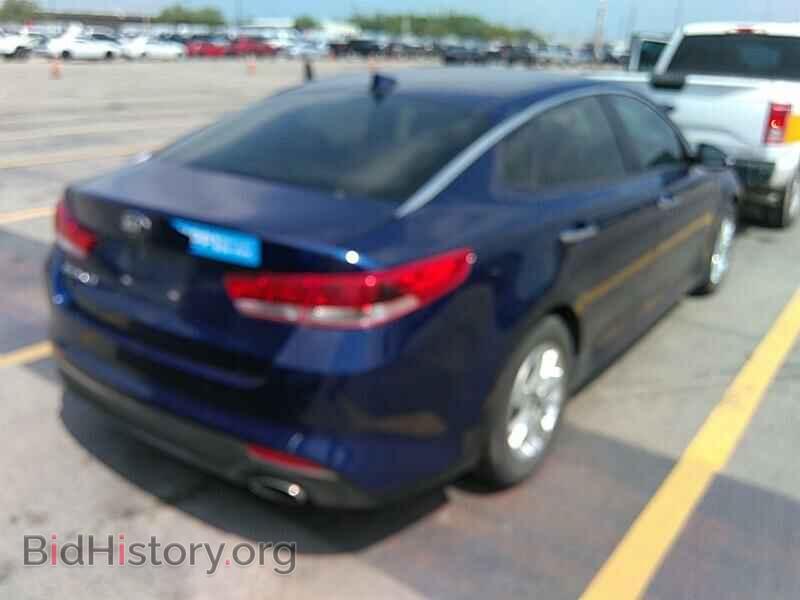 2017 Kia Optima - VIN: 5XXGT4L39HG172301 - Фото 2