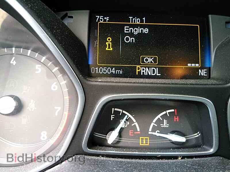 2017 Ford Focus - VIN: 1FADP3F22HL203480 - Фото 5