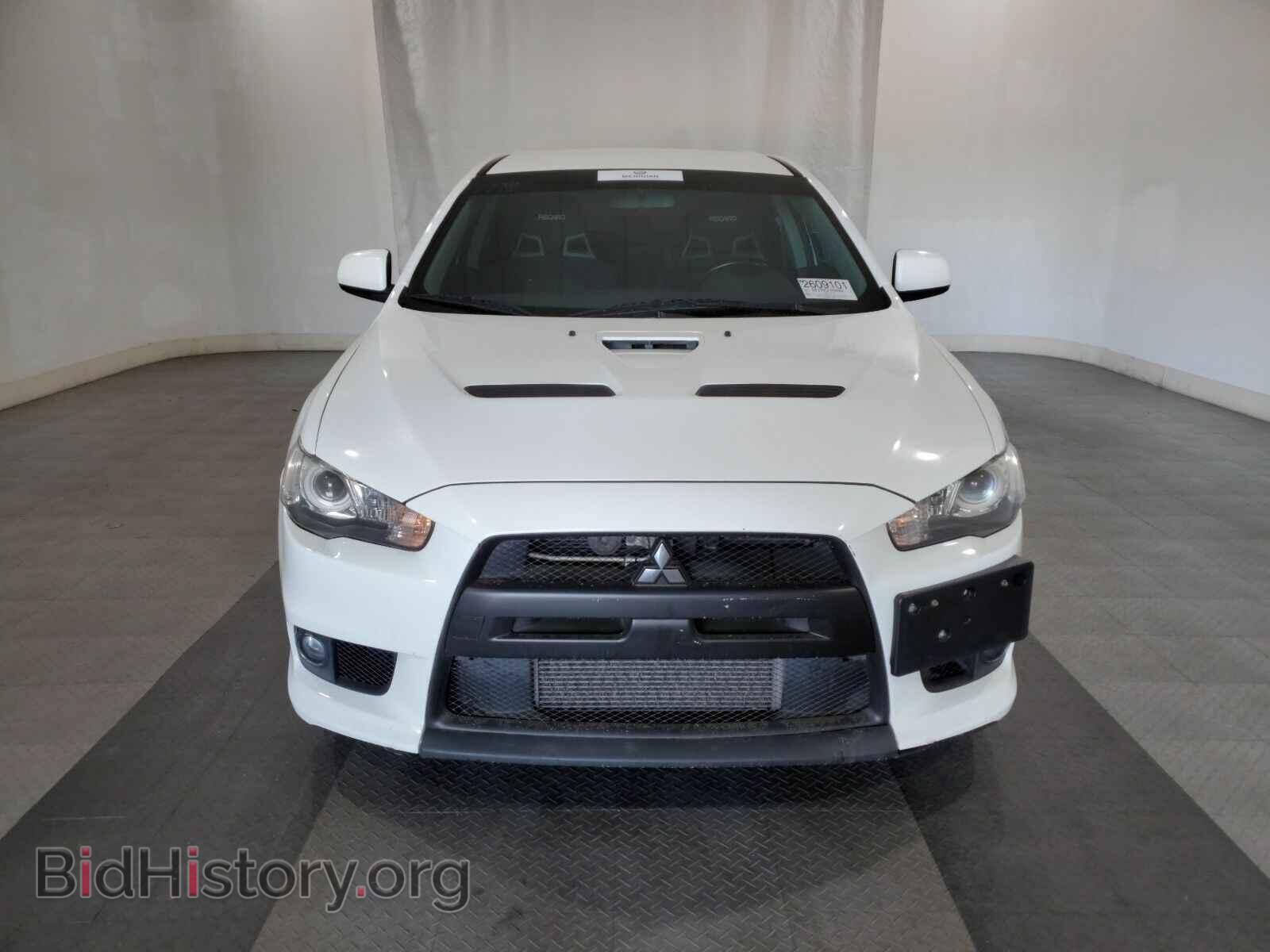2014 Mitsubishi Lancer Evolution - VIN: JA32W5FV8EU024570 - Фото 2