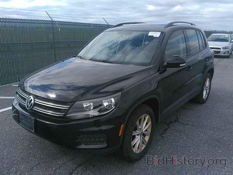 Photo WVGBV7AX6HK044238 - Volkswagen Tiguan Limited 2017