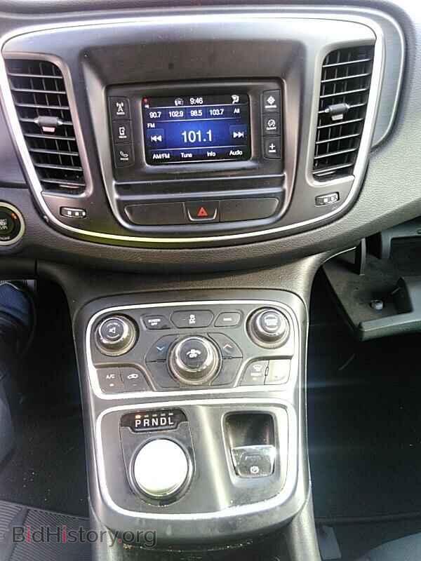 2016 Chrysler 200 - VIN: 1C3CCCAB4GN151155 - Фото 4