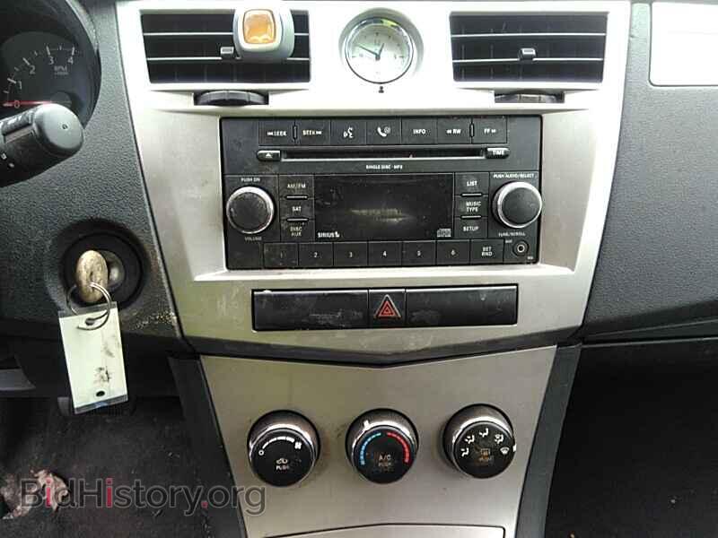 2010 Chrysler Sebring - VIN: 1C3CC4FB3AN120145 - Фото 4