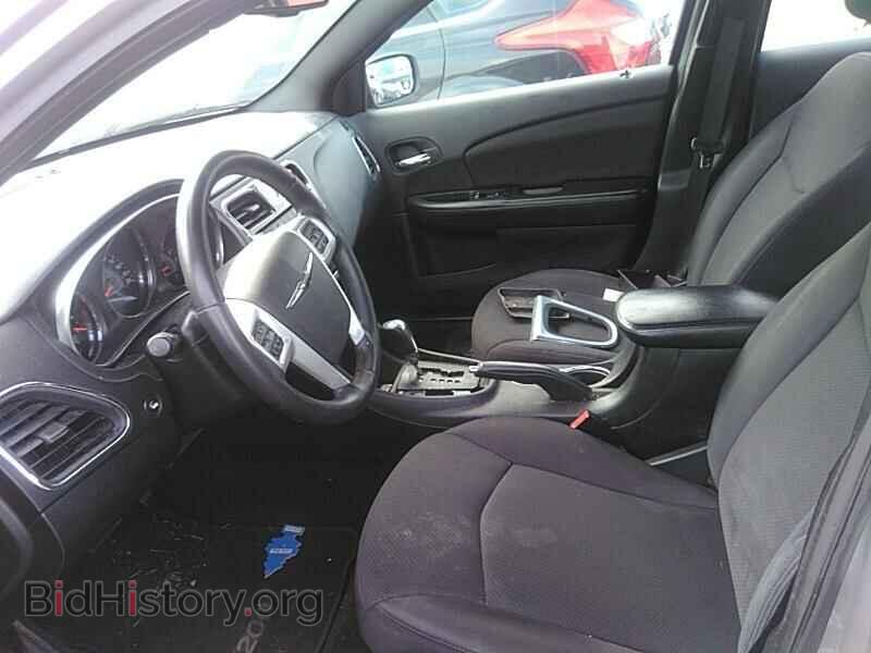 2013 Chrysler 200 - VIN: 1C3CCBBG0DN745693 - Фото 3