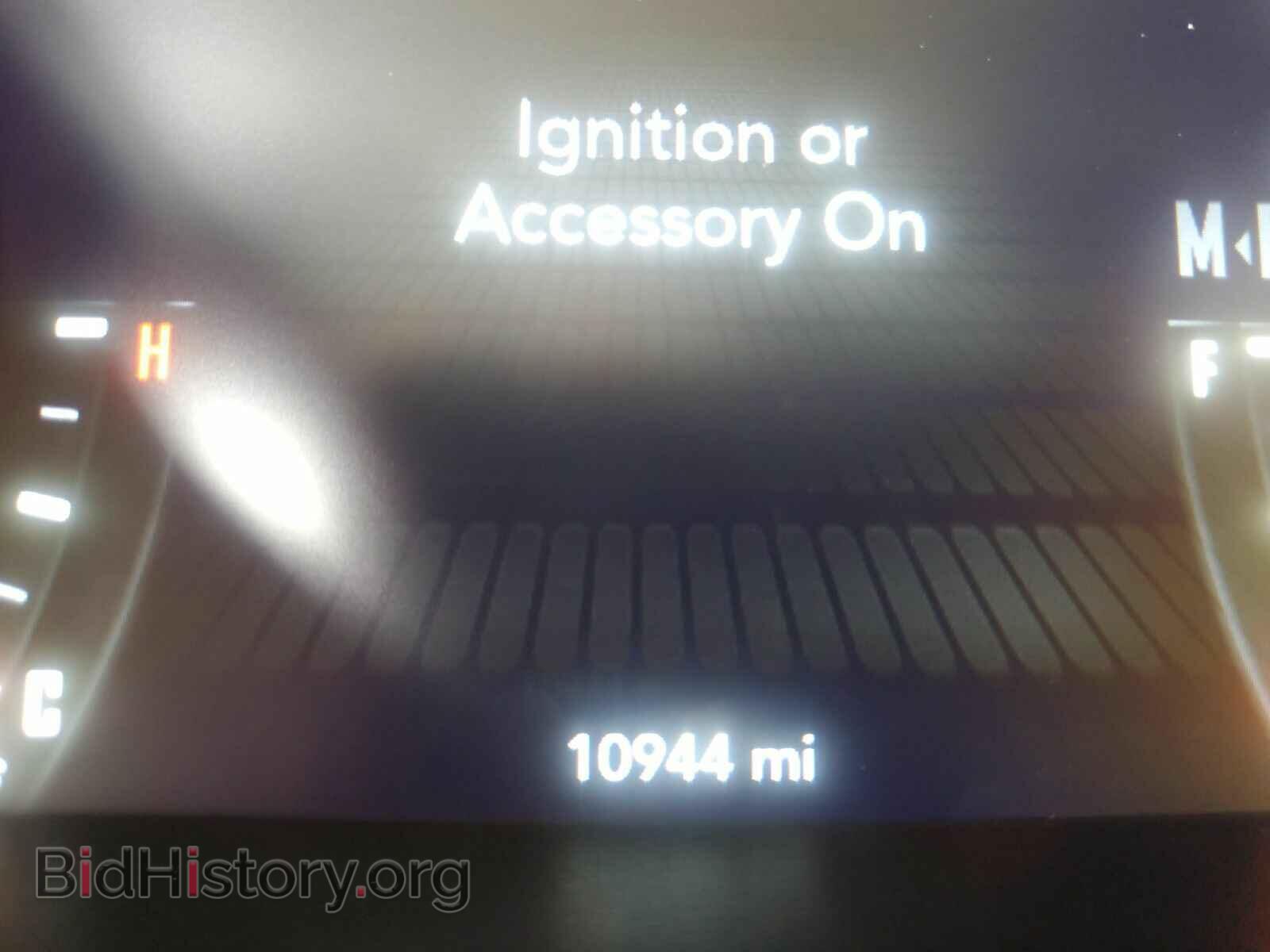 2019 Dodge Challenger - VIN: 2C3CDZAG0KH614583 - Photo 5