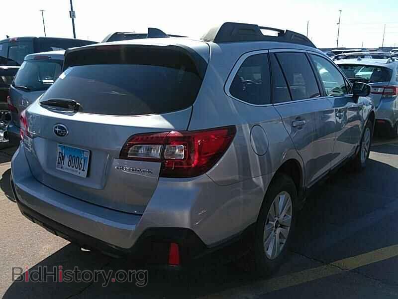 2019 Subaru Outback - VIN: 4S4BSAFC0K3376849 - Фото 2