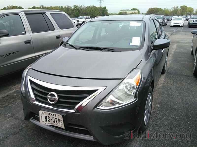 Photo 3N1CN7AP3KL841709 - Nissan Versa Sedan 2019