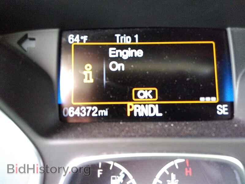 2016 Ford Focus - VIN: 1FADP3F23GL211148 - Photo 5