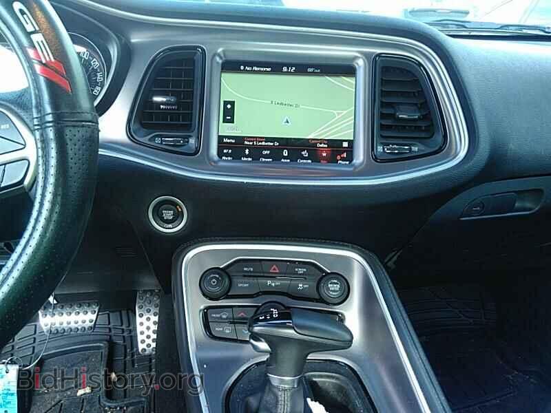 2019 Dodge Challenger - VIN: 2C3CDZAG0KH593041 - Photo 4