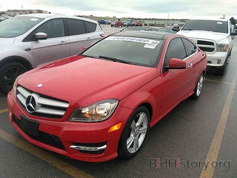 Photo WDDGJ4HB8DG007595 - Mercedes-Benz C-Class 2013