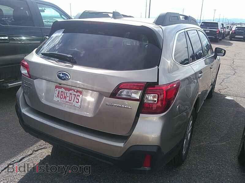 2019 Subaru Outback - VIN: 4S4BSAFC9K3377871 - Фото 2