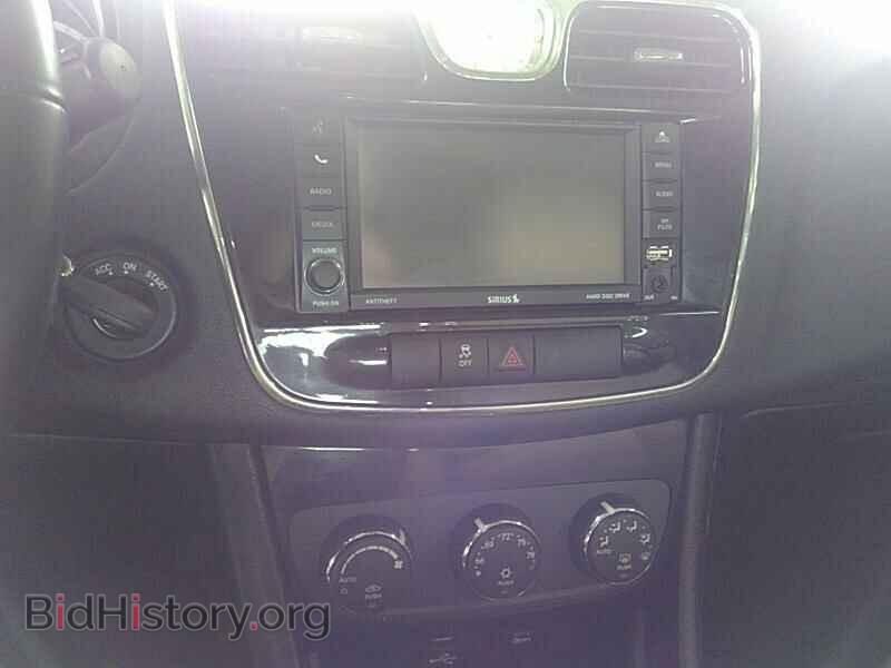 2013 Chrysler 200 - VIN: 1C3CCBBB0DN701486 - Фото 4