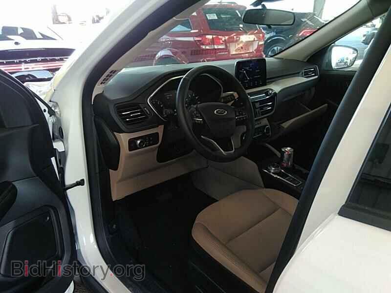 2020 Ford Escape - VIN: 1FMCU9H67LUA37201 - Photo 3