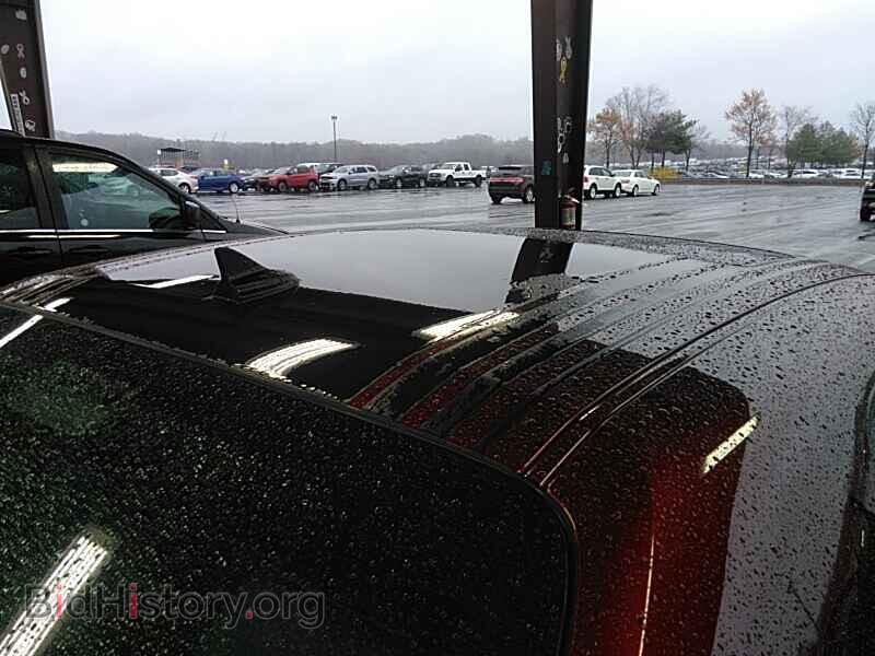 2019 Dodge Challenger - VIN: 2C3CDZBT2KH570498 - Фото 8