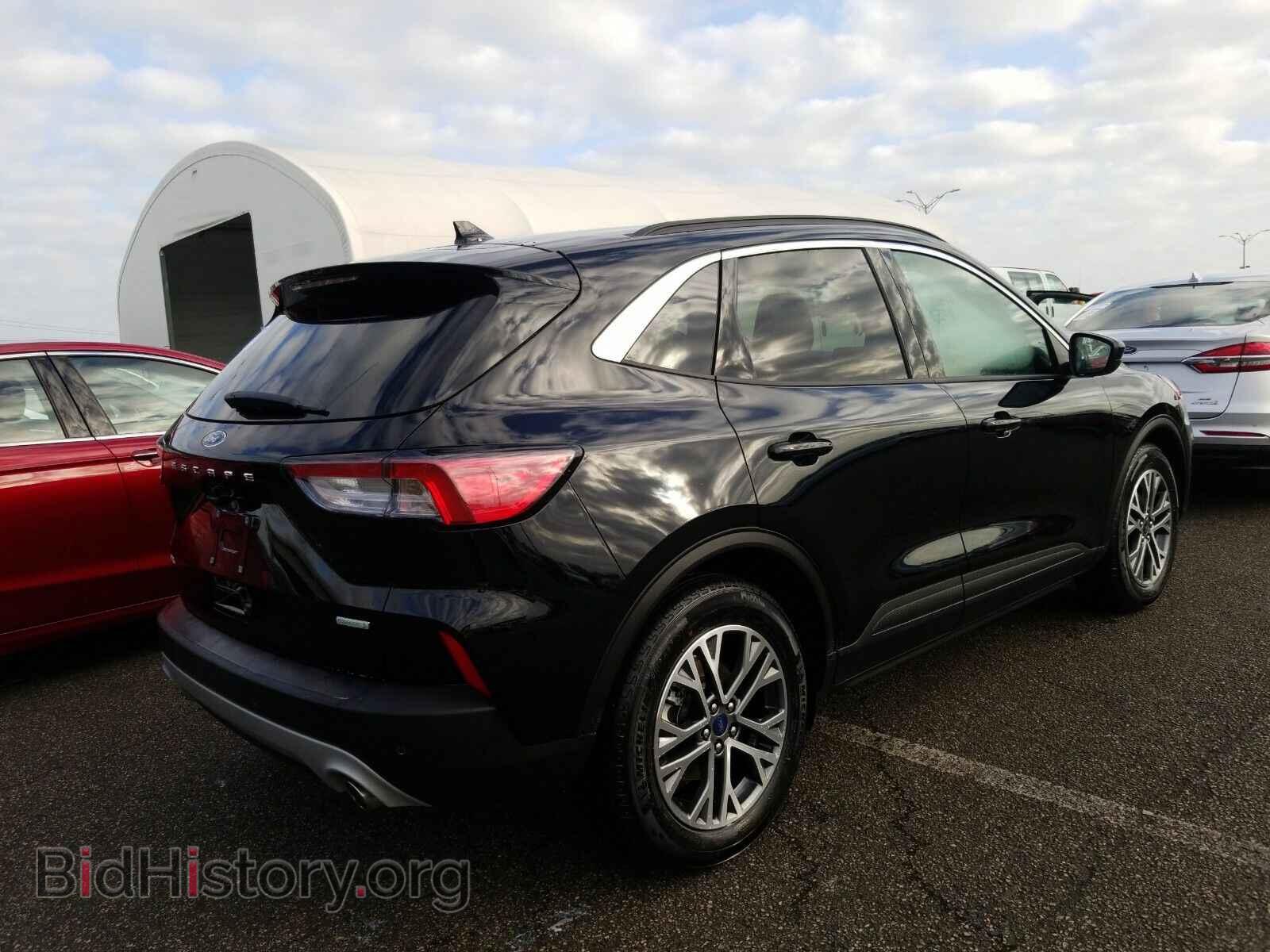 2020 Ford Escape - VIN: 1FMCU0H69LUA37101 - Photo 2