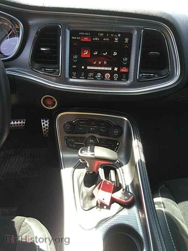 2016 Dodge Challenger - VIN: 2C3CDZC91GH254651 - Photo 4