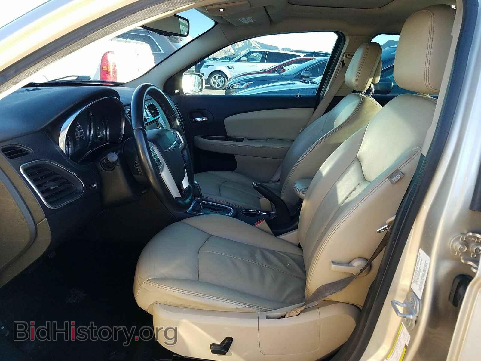 2013 Chrysler 200 - VIN: 1C3CCBCG7DN577632 - Photo 3
