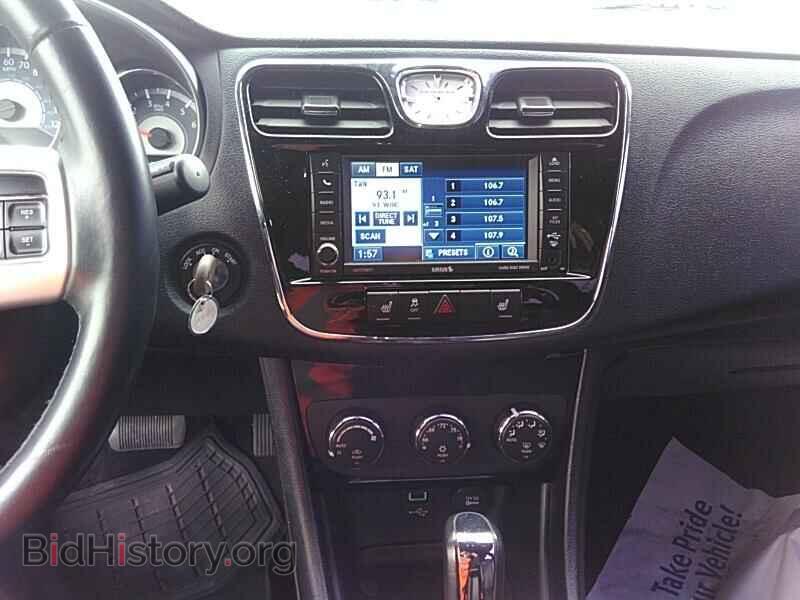 2012 Chrysler 200 - VIN: 1C3CCBCB8CN217515 - Photo 4