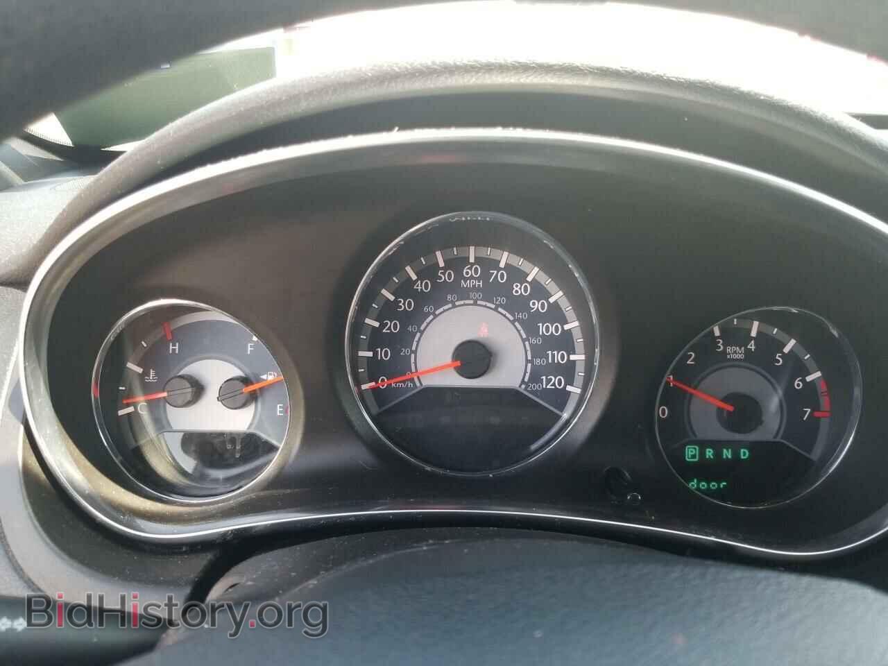 2013 Chrysler 200 - VIN: 1C3CCBAB5DN560576 - Фото 5